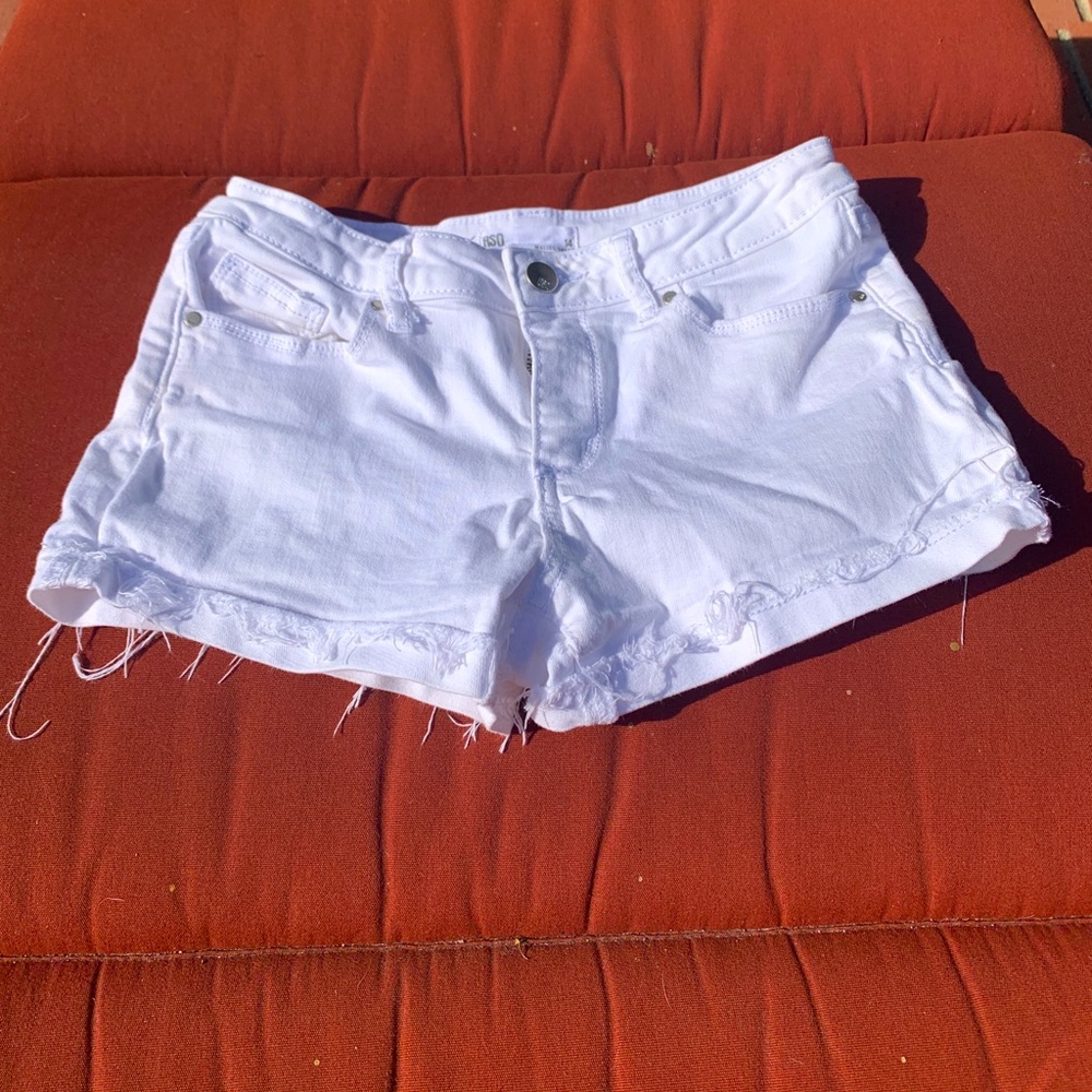 RSQ from Tilly’s, white size 14 Malibu short.